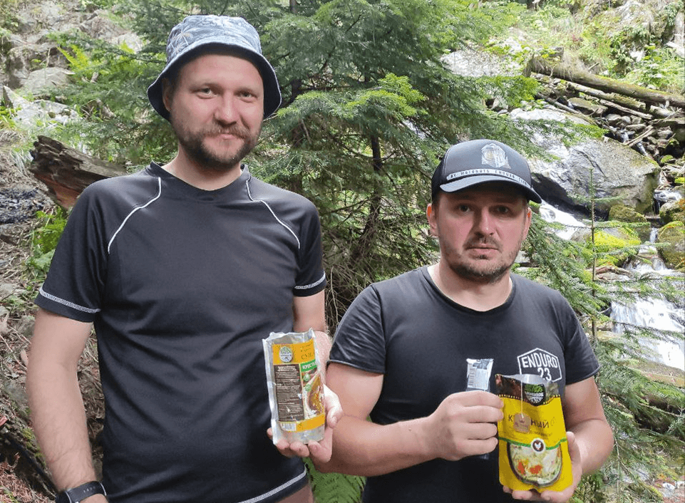Eda_v_motoputeshestvii_enduro